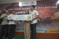 bantuan-uung-victoria-finky-untuk-palestina-lewat-baznas-jatim_20231116_212207.jpg