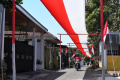 Bendera Merah Putih Sepanjang 308 M Dipasang Warga Malang