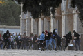 Bentrokan Kembali Terjadi di Masjid Al-Aqsa