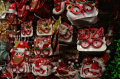 Berburu Pernak-pernik Natal di Pasar Asemka