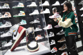 Berburu Sepatu Sneakers Terbaru di Senikersku