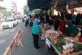 berburu-takjil-di-bendungan-hilir_20220404_183255.jpg