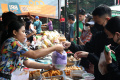 Berburu Takjil Ramadan di Kawasan Benhil