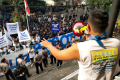 Bobotoh Geruduk Kantor Persib