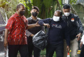 buronan-kpk-ricky-ham-pagawak-tertangkap-di-papua_20230220_161915.jpg