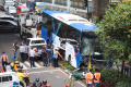 Bus TransJakarta Menambrak Pembatas Jalan