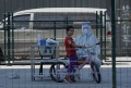 Covid-19 Makin Menggila, Beijing Perketat Pembatasan