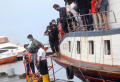 Cuaca Buruk Batalkan Wisatawan Berliburan di Kepulauan Seribu