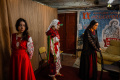 dari-bawah-tanah-teater-ukraina-kembali-bergeliat_20220903_065105.jpg