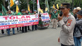 Demo Buruh dan Mahasiswa Tolak Kenaikan Harga BBM
