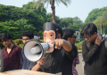 demo-mahasiswa-serukan-politik-kegembiraan_20231213_204127.jpg