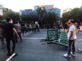 Demo Memanas di Iran, Korban Bertambah dan Internet Diputus