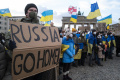 Demo Mengecam Konflik Rusia-Ukraina Demo Mengecam Konflik Rusia-Ukraina