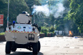 demo-rusuh-tolak-kuota-pns-di-bangladesh-5-orang-tewas_20240718_071835.jpg