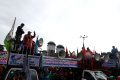 Demo Tolak Perppu Ciptaker di Depan Gedung DPR RI