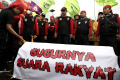 Demo Tolak Perppu Ciptaker di Depan Gedung DPR RI