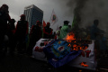 Demo Tolak Perppu Ciptaker di Depan Gedung DPR RI