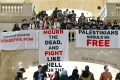 Demonstran Pro Palestina Blokir Stasiun Grand Central New York
