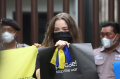 Demonstrasi Mengecam Invasi di Depan Kedubes Rusia