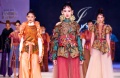 desain-batik-jatim-ivan-gunawan-di-east-java-fashion-harmony2019_20191122_174758.jpg