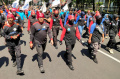 desak-pj-gubernur-jabar-terbitkan-sk-upah-pekerja_20240320_195123.jpg