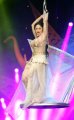 dewi-perssik-dipentas-mahacinta-show_20141213_185113.jpg