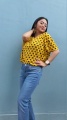 dewi-perssik-karyawannya-digaji-rp-30-juta_20180628_123319.jpg
