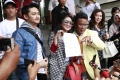 dewi-perssik-laporkan-keponakan-ke-polda-metro-jaya_20181105_185438.jpg