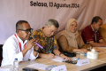 diskusi-polemik-larangan-penjualan-rokok_20240813_192708.jpg