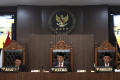 dkpp-berhentikan-ketua-kpu-hasyim-asyari-terkait-kasus-asusila_20240703_195617.jpg