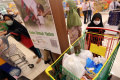 Dompet Dhuafa Mengajak Anak Yatim Belanja di LuLu Hypermarket QBIG BSD City