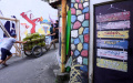 Dosen dan Mahasiswa DKV Unpas Buat Mural di Kampung Wisata