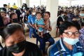 duka-keluarga-korban-penembakan-massal-di-thailand_20221008_131147.jpg