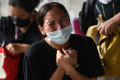 Duka Keluarga Korban Penembakan Massal di Thailand