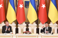erdogan-di-ukraina-berusaha-meredakan-ketegangan-dengan-rusia_20220204_090708.jpg