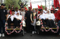 eri-cahyadi-armuji-daftar-kpu-kota-surabaya_20240828_141822.jpg