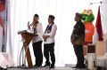 eri-cahyadi-armuji-daftar-kpu-kota-surabaya_20240828_142532.jpg
