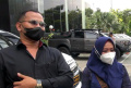Evi Komalasari Didampingi Kuasa Hukumnya Melapor Ke Polda Metro Jaya