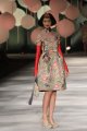 fashion-show-karya-sebastian-gunawan_20150205_025931.jpg