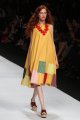 Fashion Show Koleksi Lekat di JFW 2015