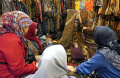 festival-batik-bordir-dan-tenun-nusantara-di-bandung_20240801_220150.jpg
