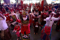 Flash Mob Tarian Daerah Peringati HUT RI