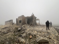 garda-revolusi-iran-luncurkan-serangan-ke-irak-dan-suriah_20240117_132621.jpg