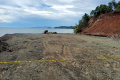garis-polisi-dipasang-di-tambang-tak-berizin-di-sultra_20220211_225515.jpg