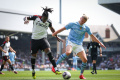Gasak Fulham 4-0, City ke Puncak Klasemen