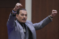 Gaya Johnny Depp saat Jalani Persidangan