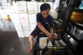 Geliat Agen Minyak Goreng Curah di Tengah Kelangkaan