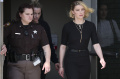 Gemuruh Pendukung Johnny Depp dan Kekecewaan Amber Heard