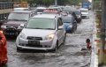 Genangan Air Mengakibatkan Macet