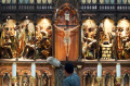 gereja-katedral-jakarta-persiapan-jelang-natal-2023_20231221_185400.jpg